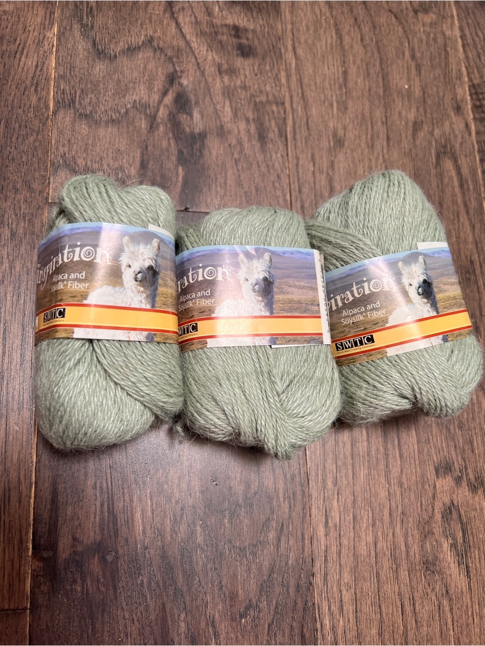 Alpaca soysilk knitting yarn 3 balls